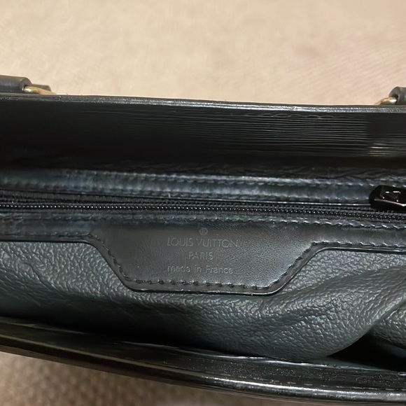 Louis Vuitton Epi Briefcase - Picture 3 of 6